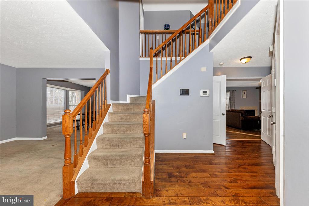 5521 AUBURN COURT