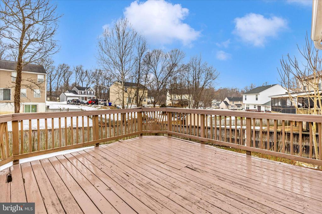 5521 AUBURN COURT