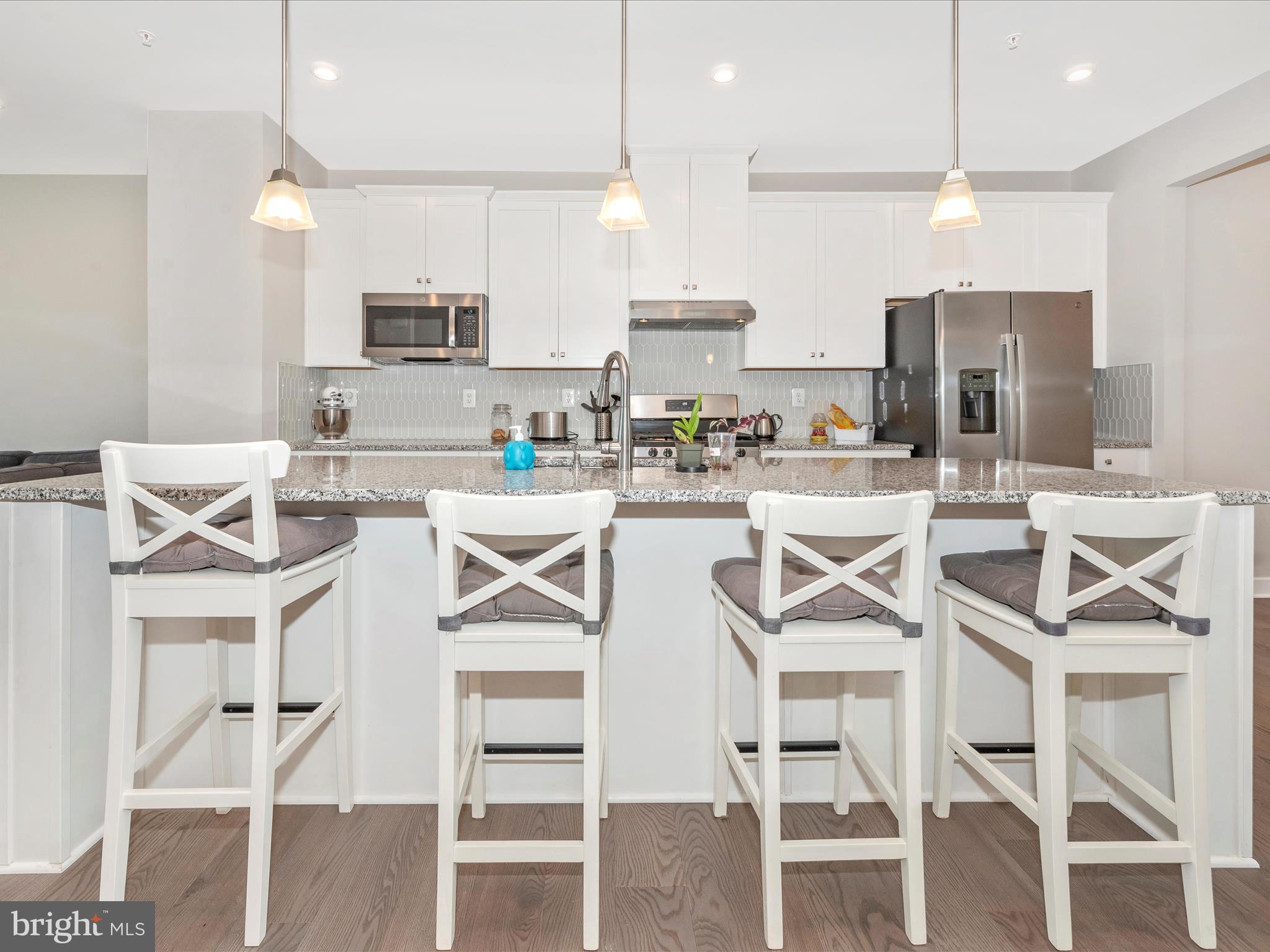 8661 SATINWOOD DRIVE