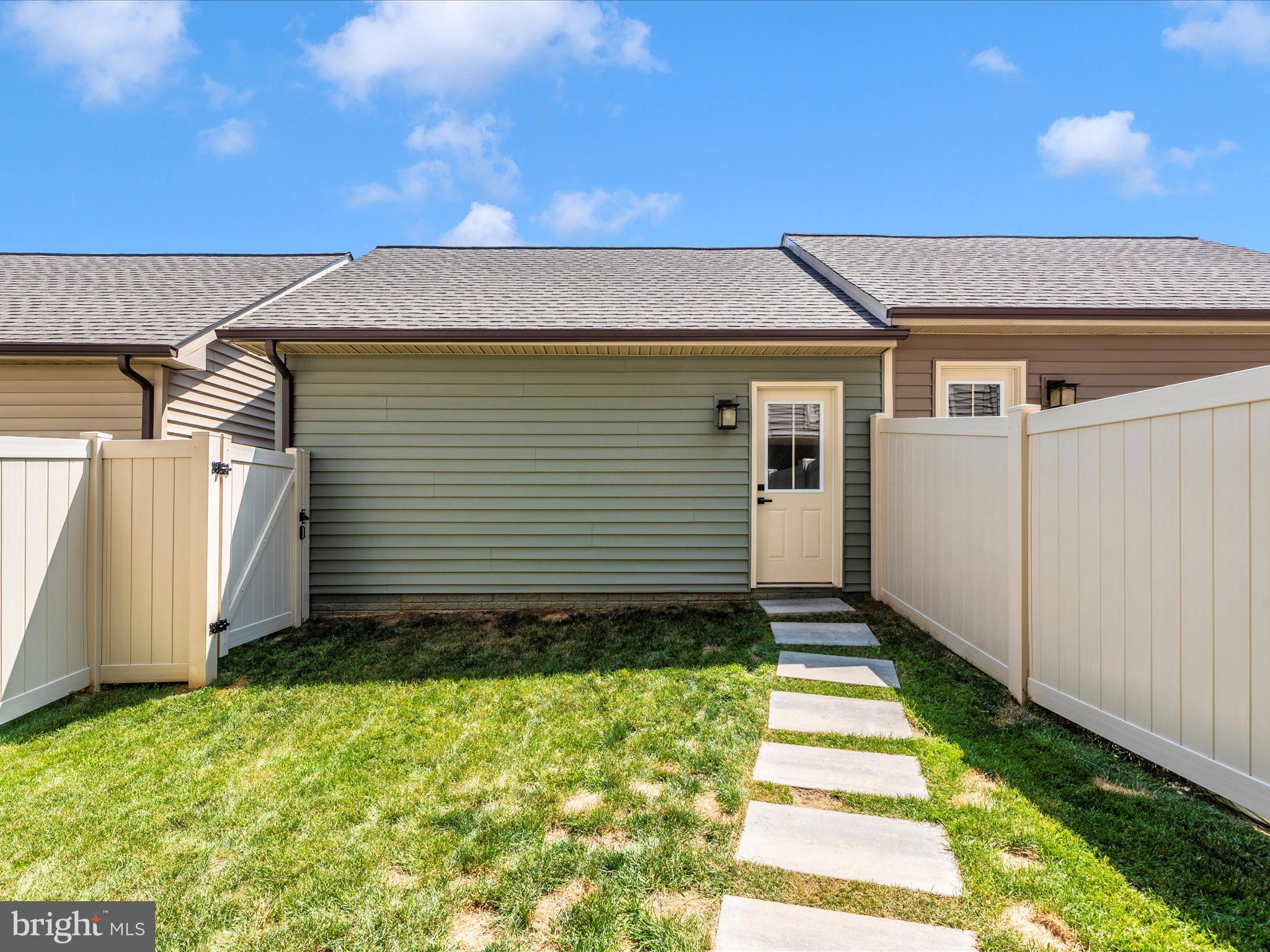 8661 SATINWOOD DRIVE