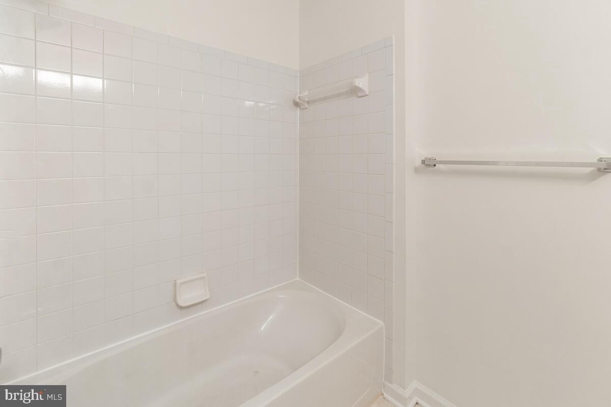 6413 Weatherby Court Unit: H