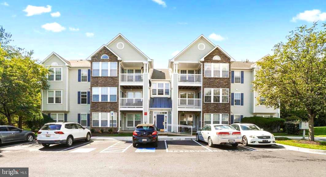 6413 Weatherby Court Unit: H