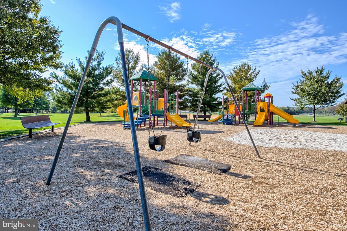 6413 Weatherby Court Unit: H