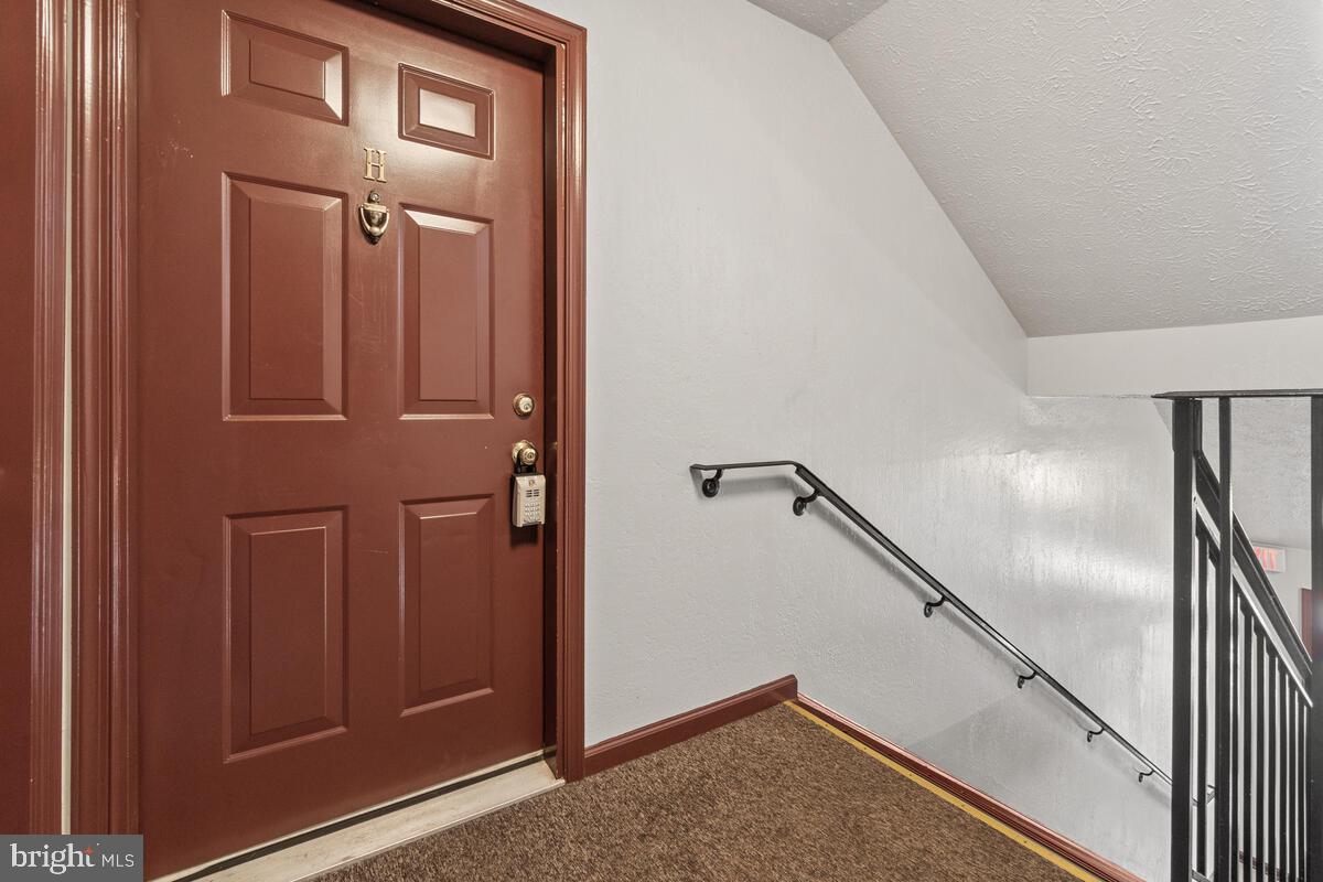 6413 Weatherby Court Unit: H