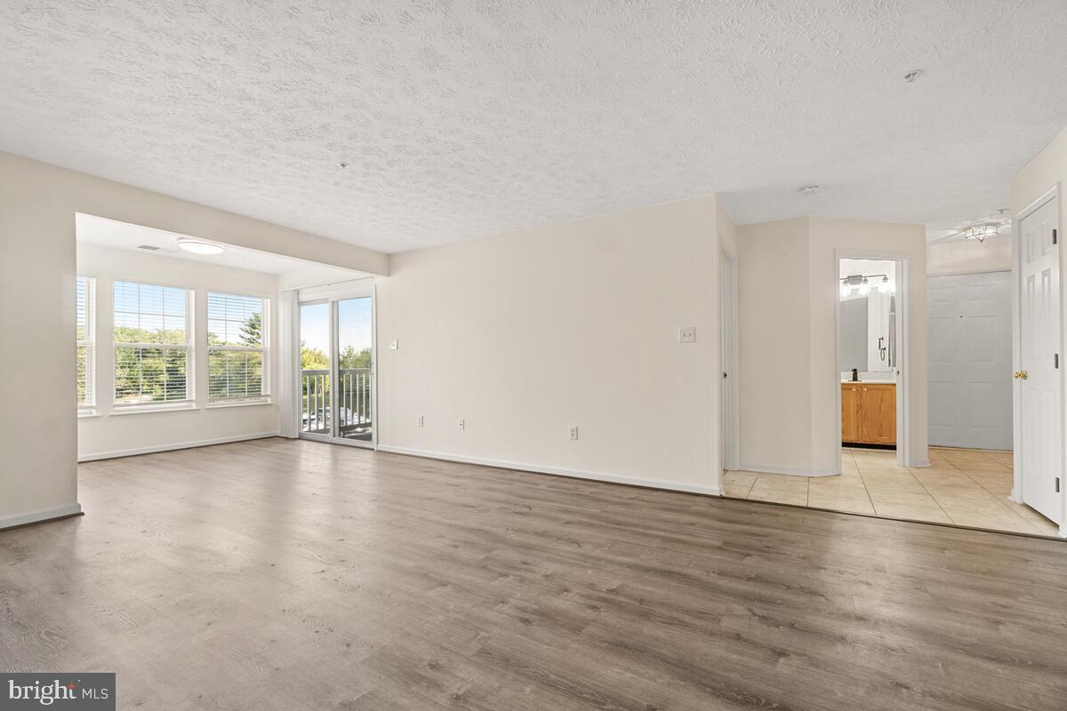 6413 Weatherby Court Unit: H