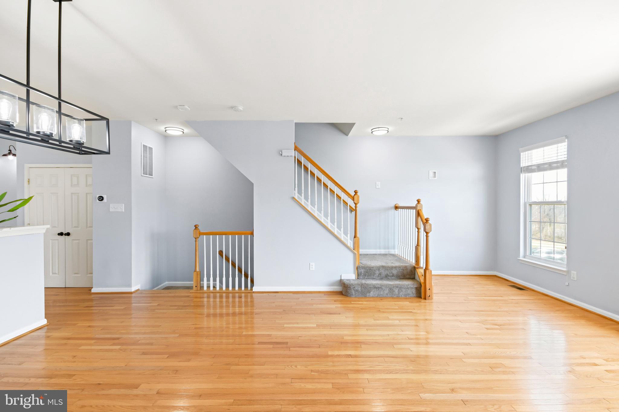 521 Sylvan Ct