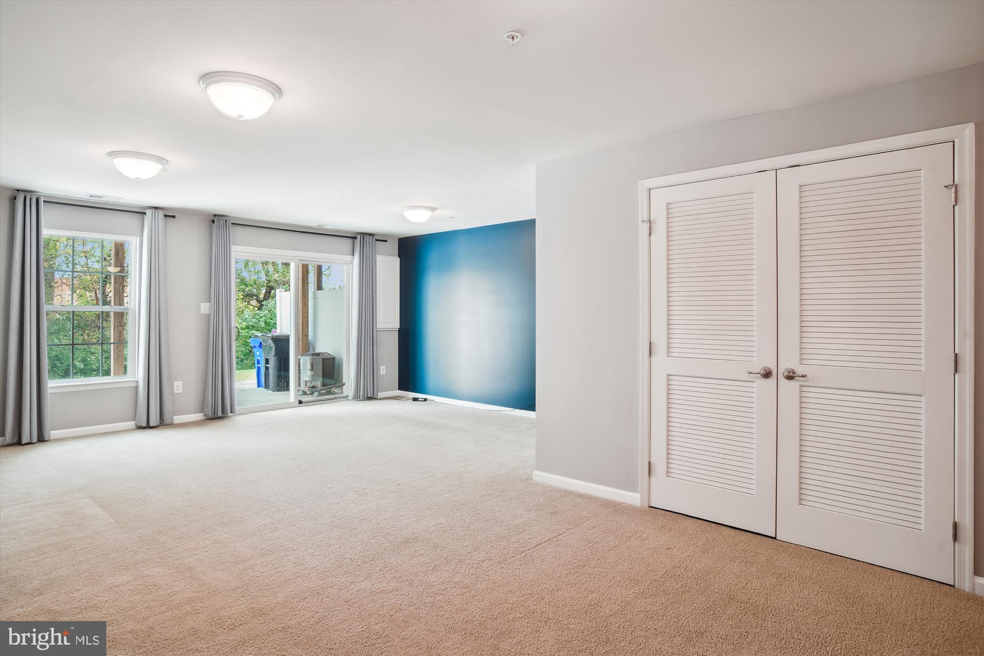 4955 Small Gains Way