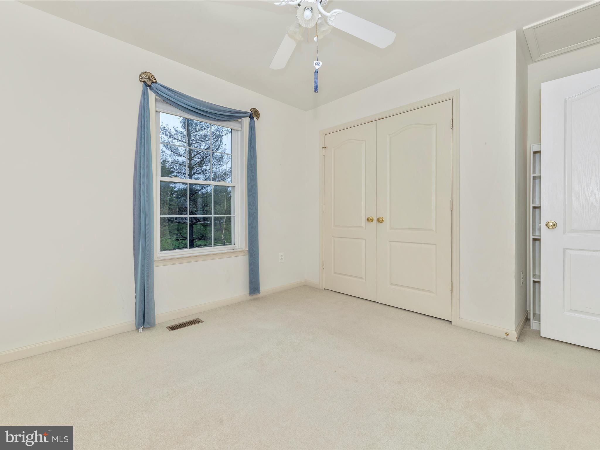 2568 Bear den Rd