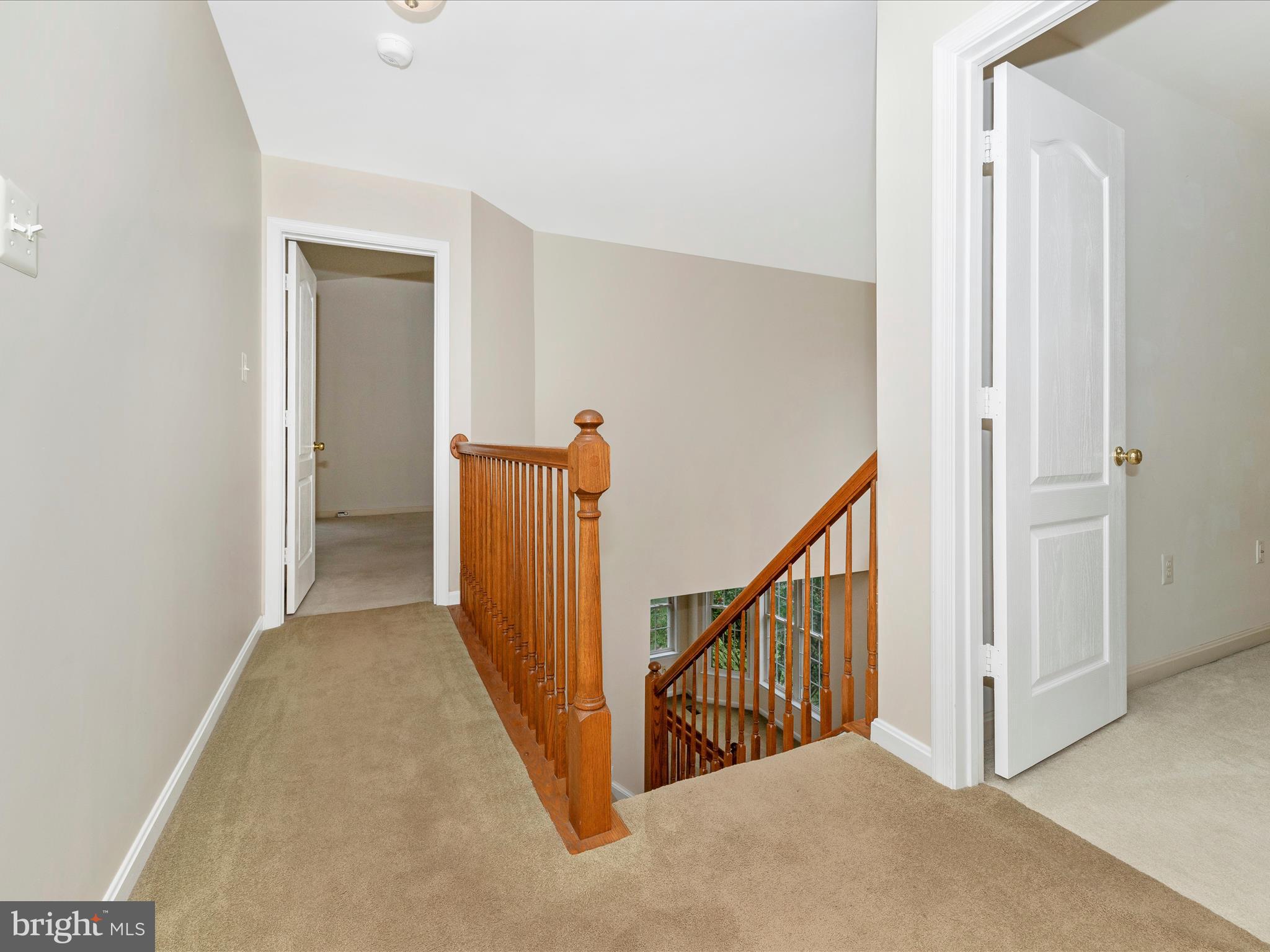 2568 Bear den Rd