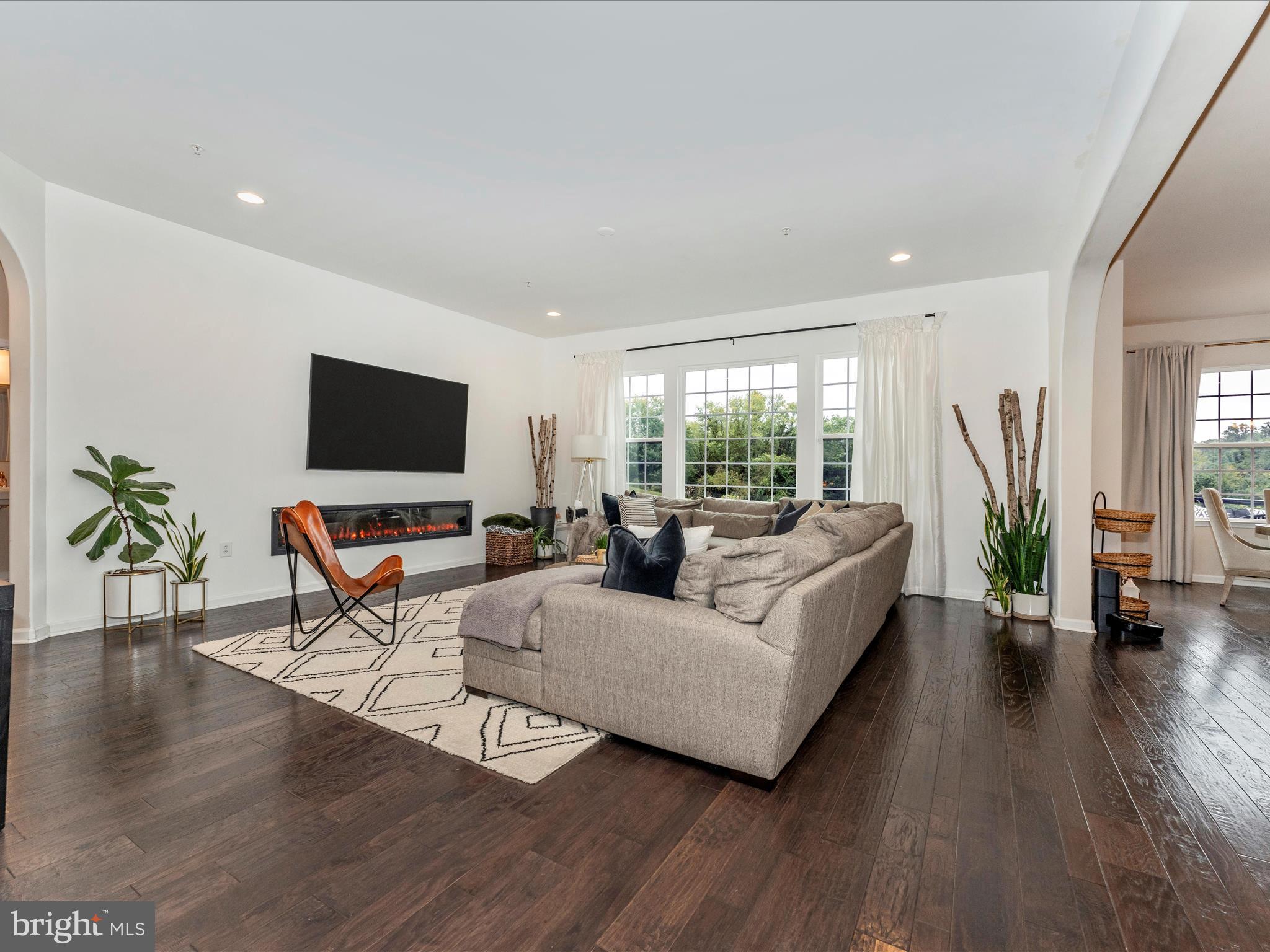 5509 Golden Eagle Rd