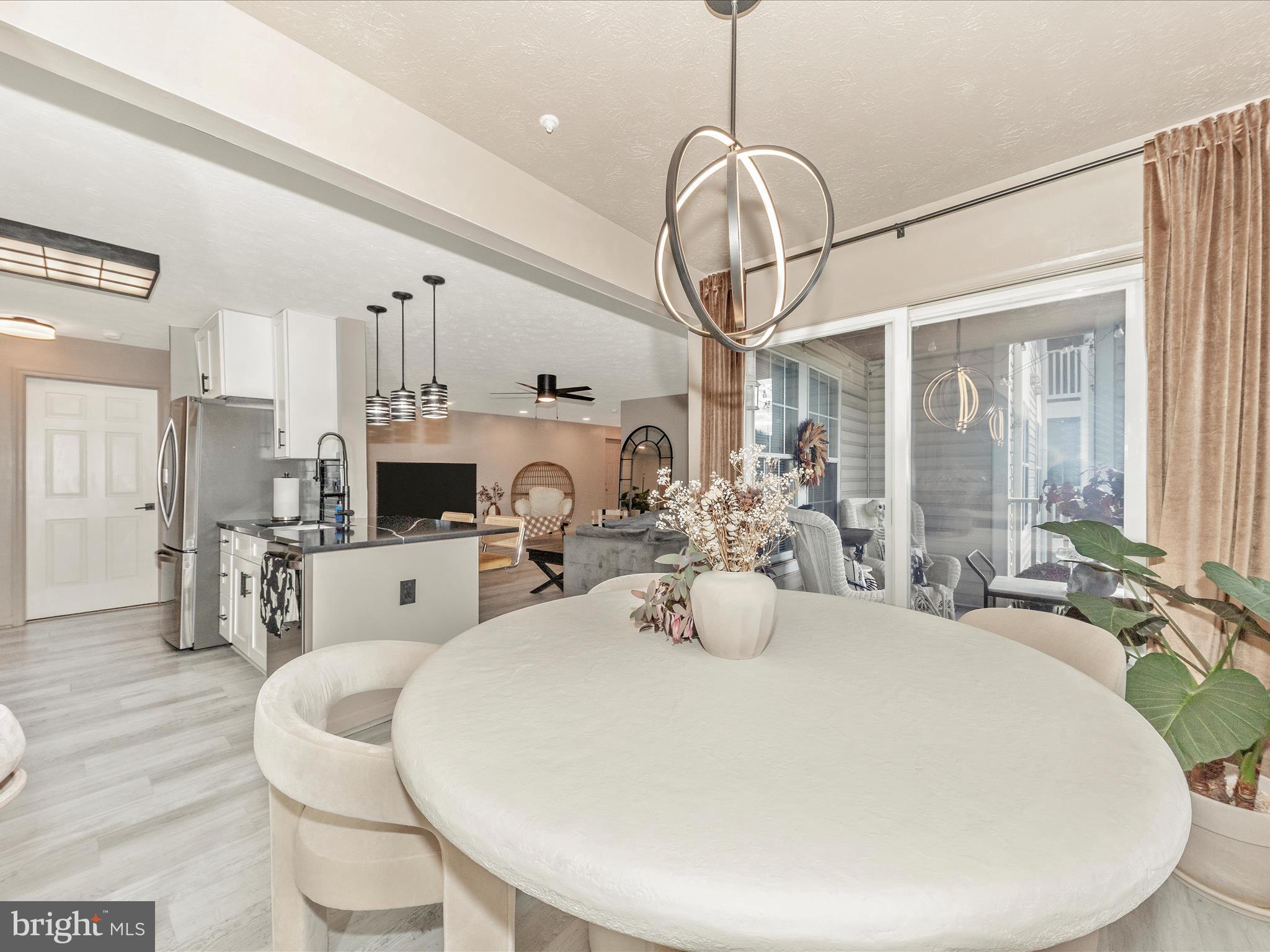 5600 AVONSHIRE PLACE G