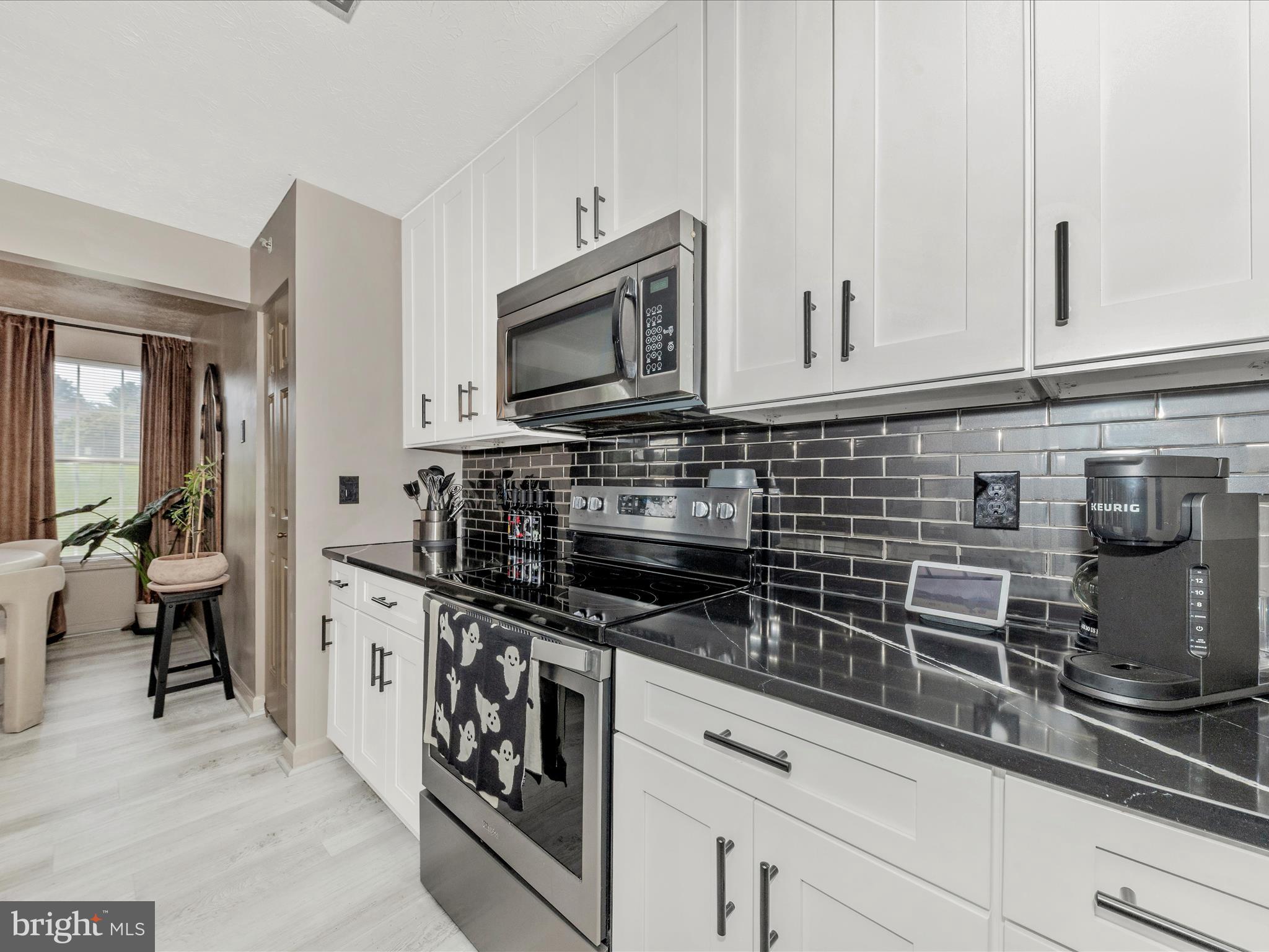 5600 AVONSHIRE PLACE G