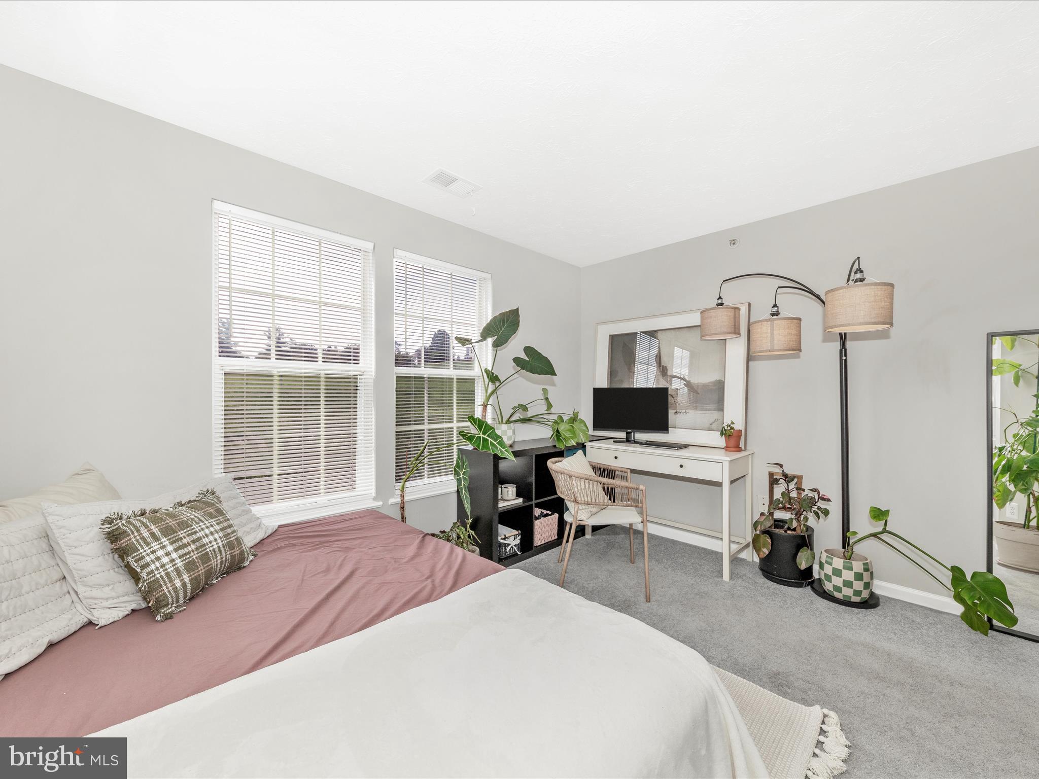 5600 AVONSHIRE PLACE G