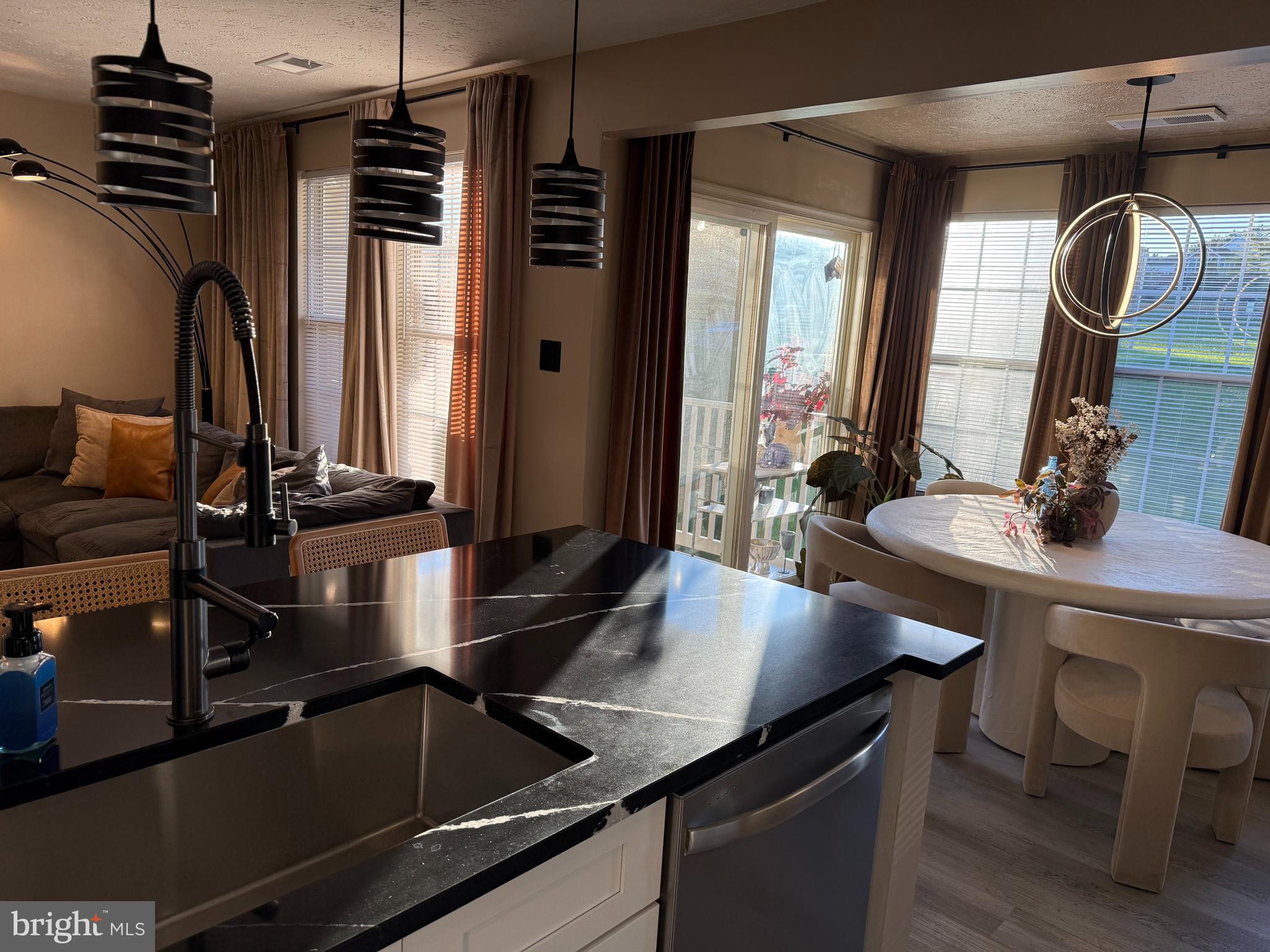 5600 AVONSHIRE PLACE G