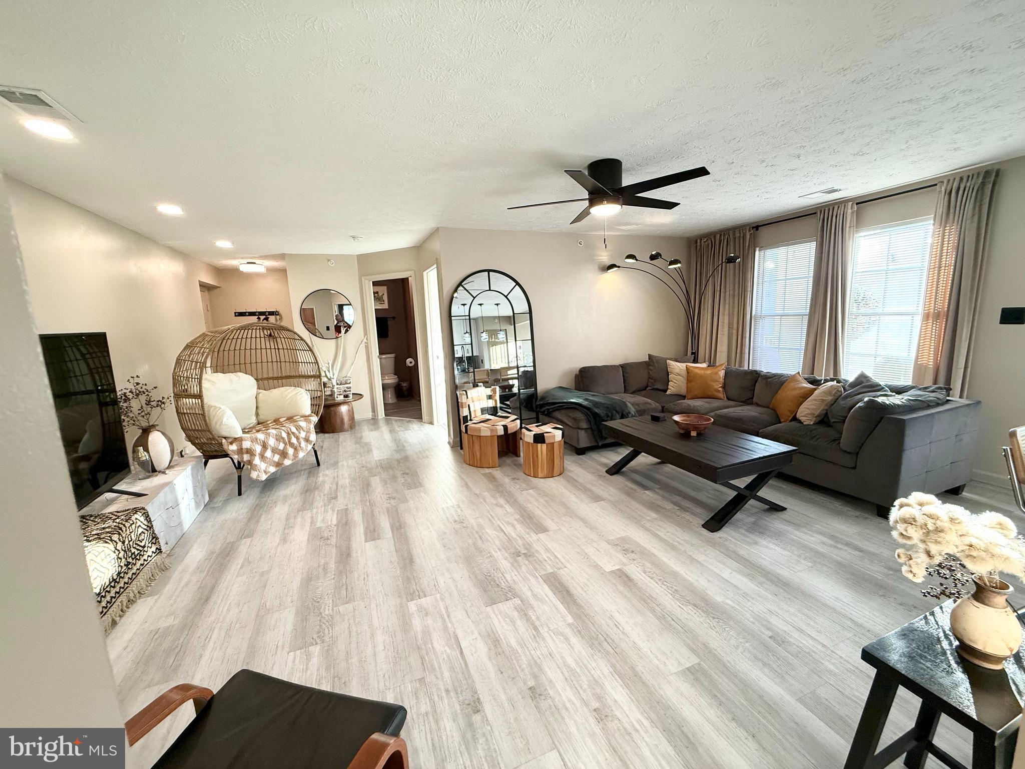 5600 AVONSHIRE PLACE G