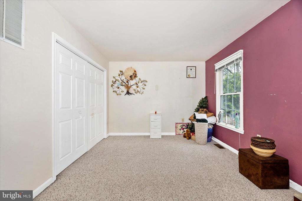9549 FINGERBOARD ROAD