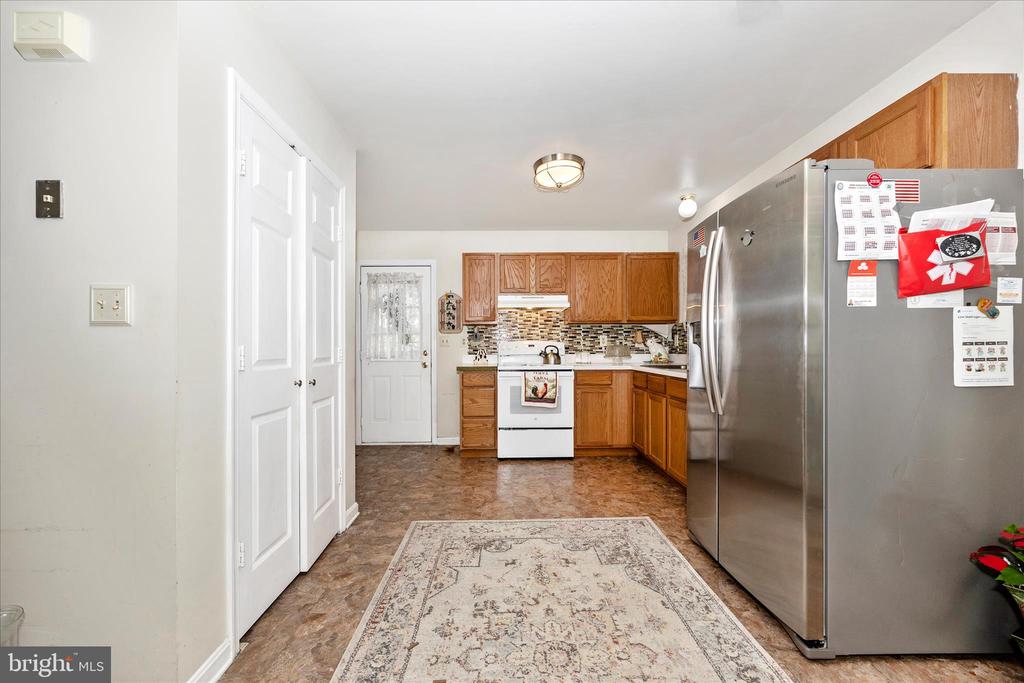 9549 FINGERBOARD ROAD