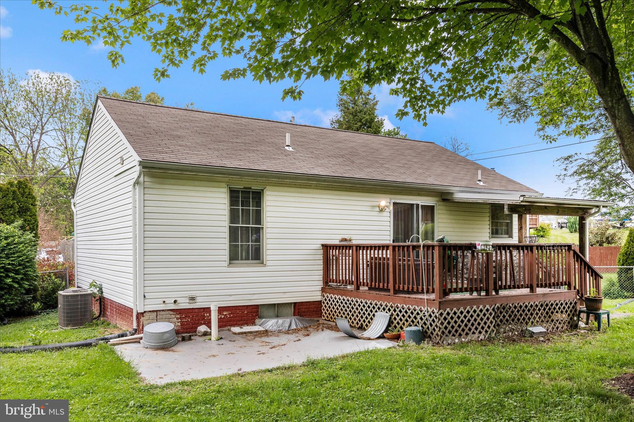 9549 FINGERBOARD ROAD