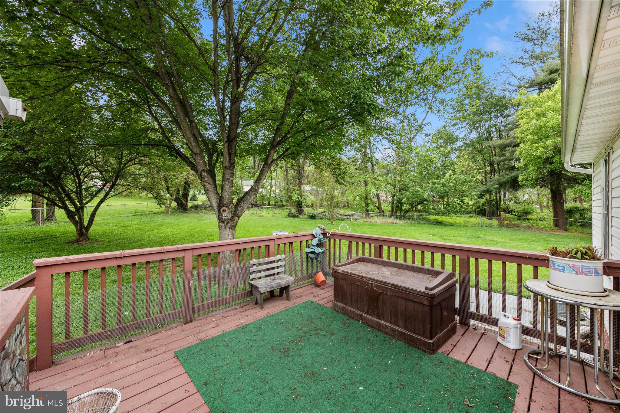 9549 FINGERBOARD ROAD