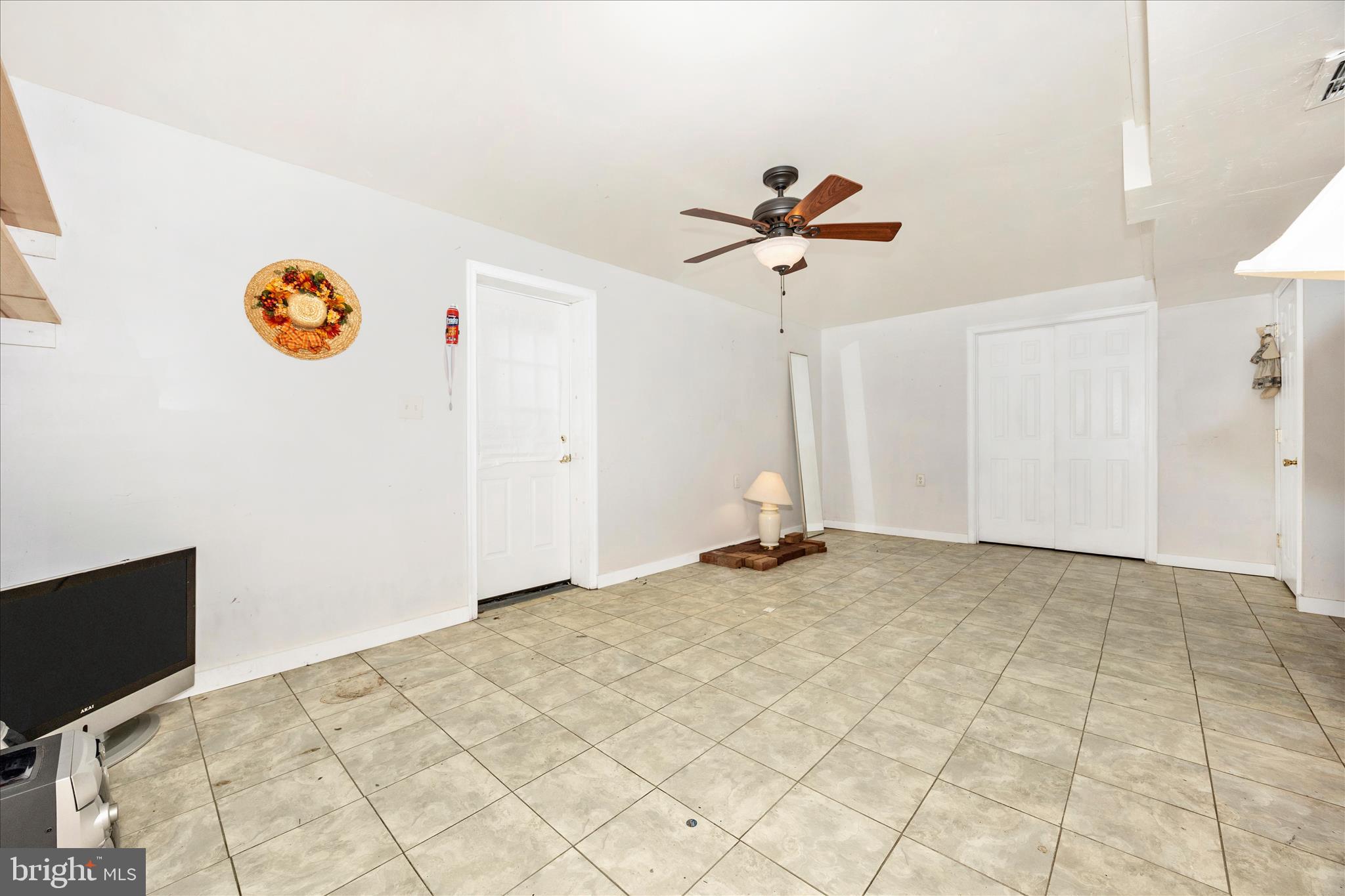 9549 FINGERBOARD ROAD