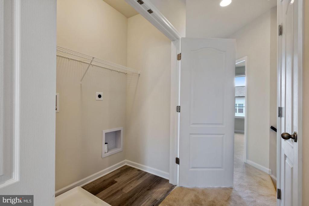 5986 PASSEND DRIVE