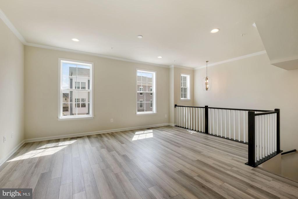 5986 PASSEND DRIVE