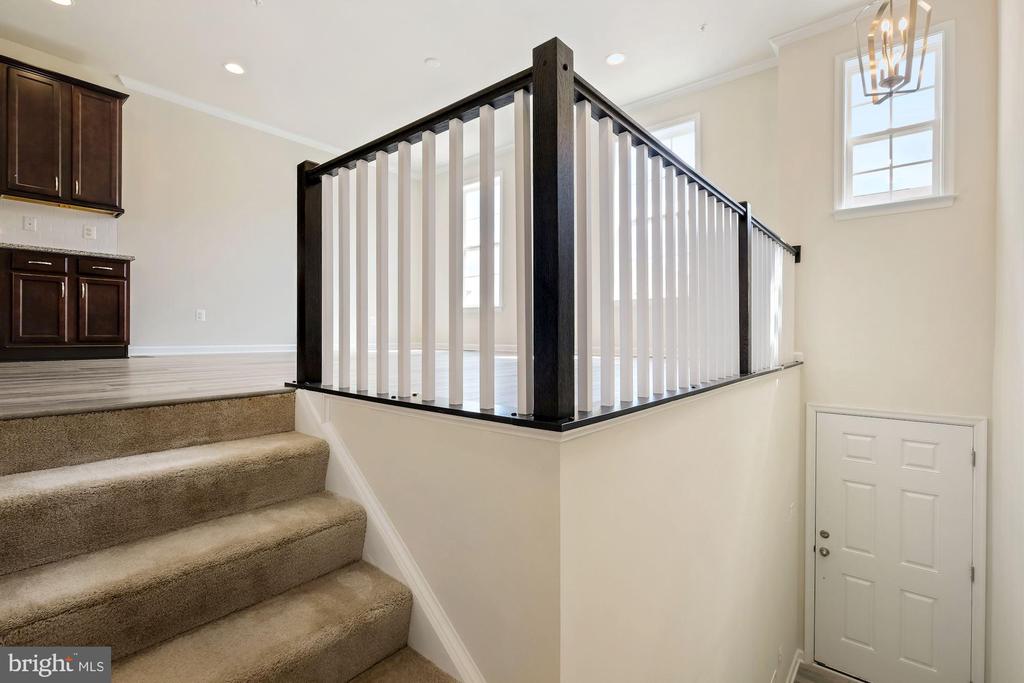 5986 PASSEND DRIVE