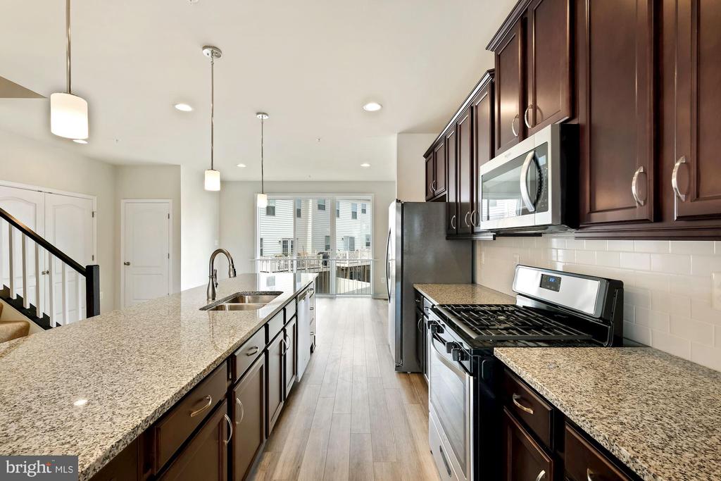 5986 PASSEND DRIVE