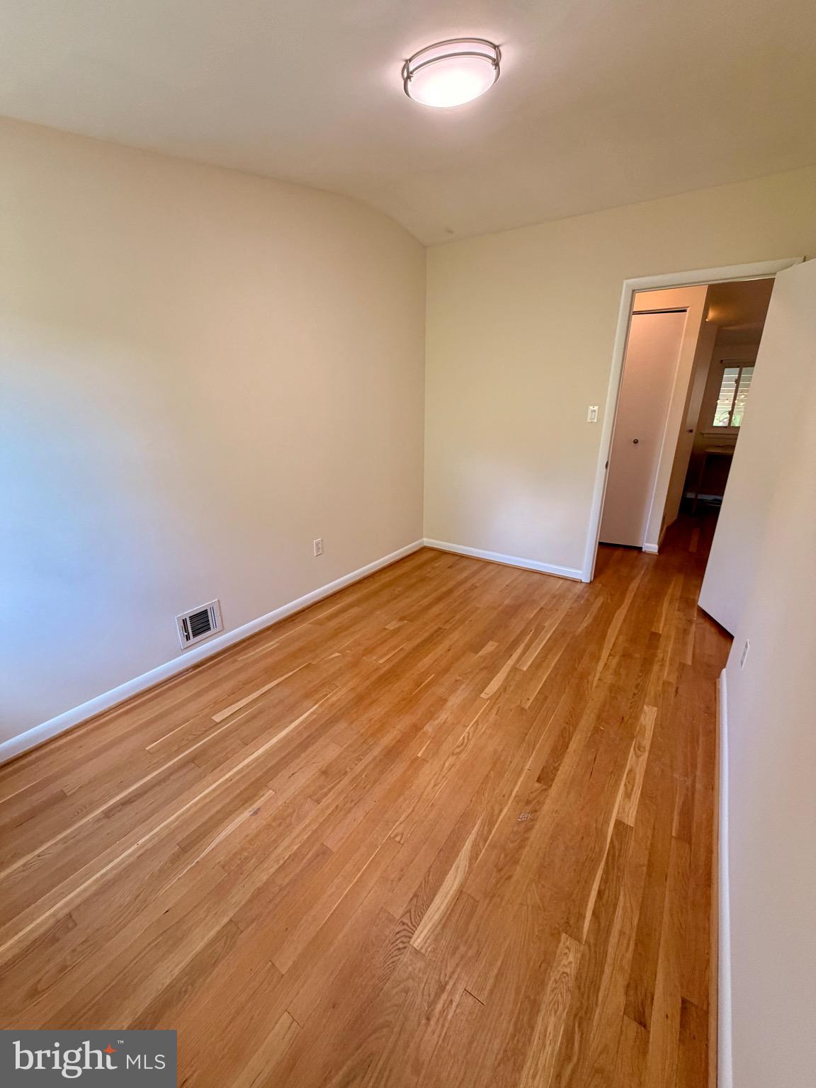 11412 FAIROAK DRIVE