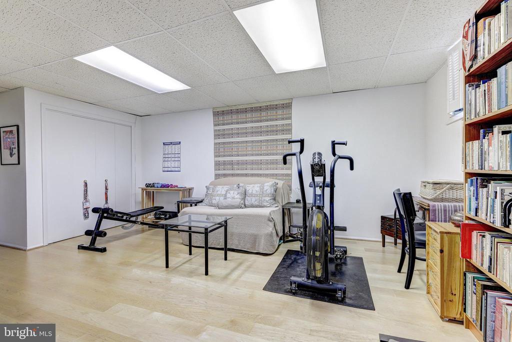 646 KENNEBEC AVENUE Unit: 646