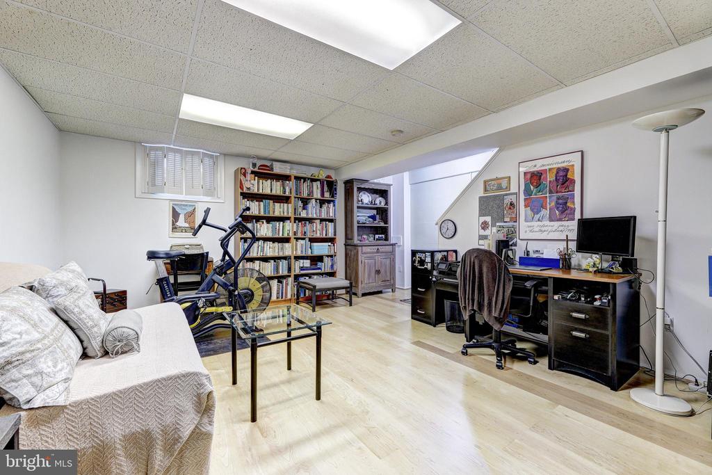 646 KENNEBEC AVENUE Unit: 646