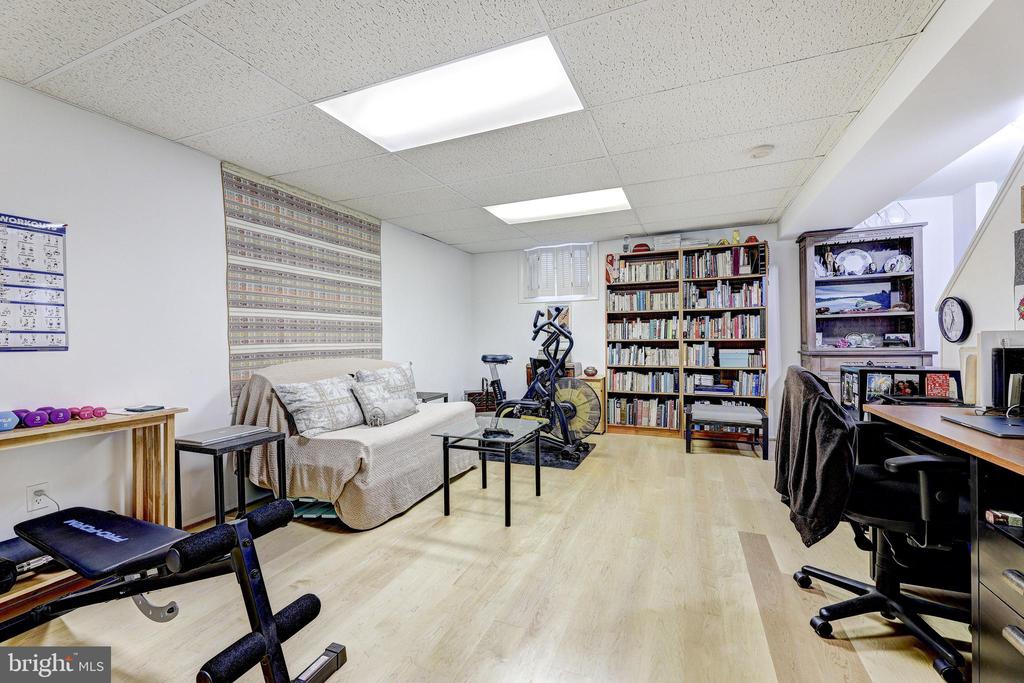 646 KENNEBEC AVENUE Unit: 646