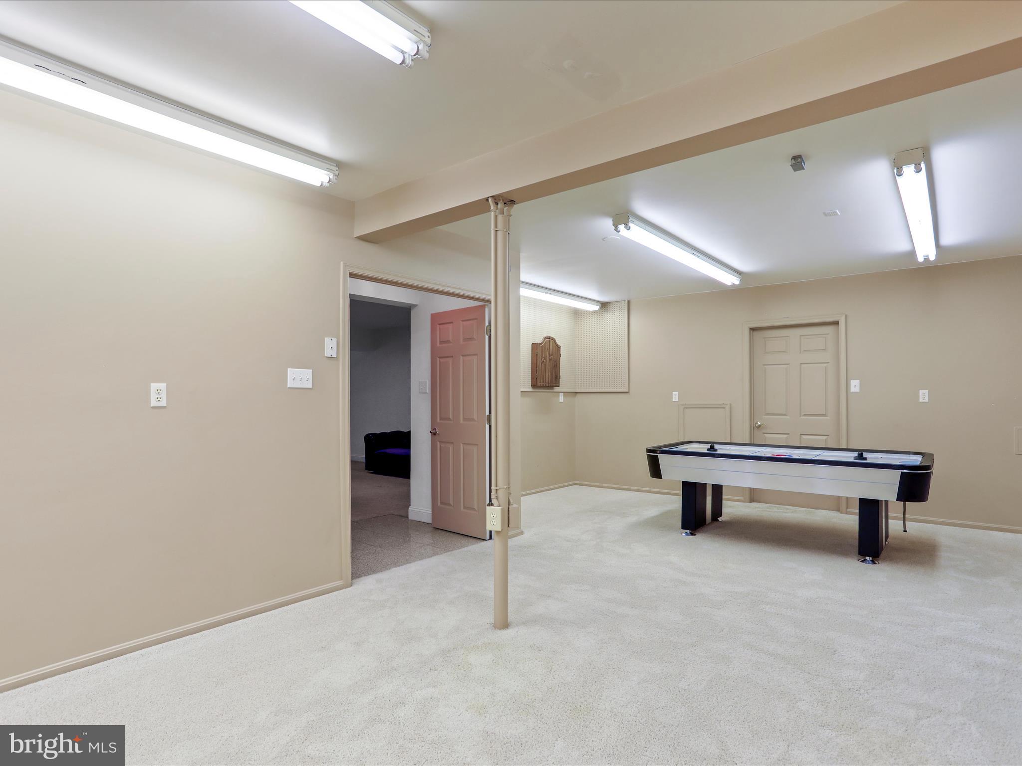 11724 MOCKINGBIRD LANE