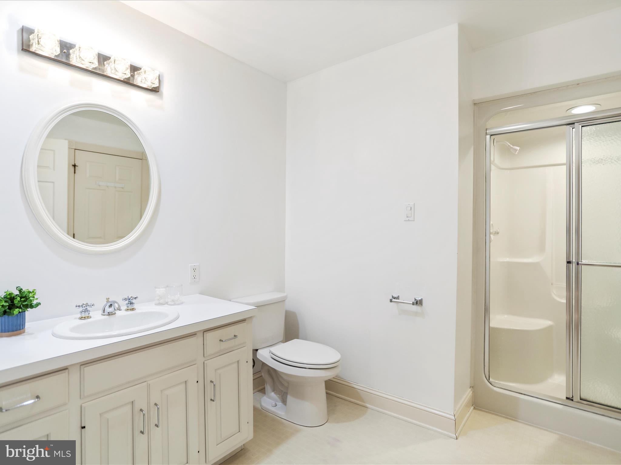 11724 MOCKINGBIRD LANE