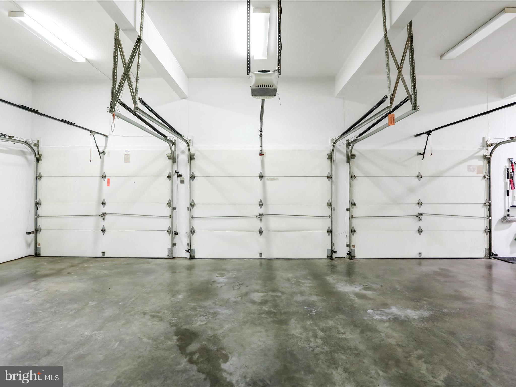 11724 MOCKINGBIRD LANE