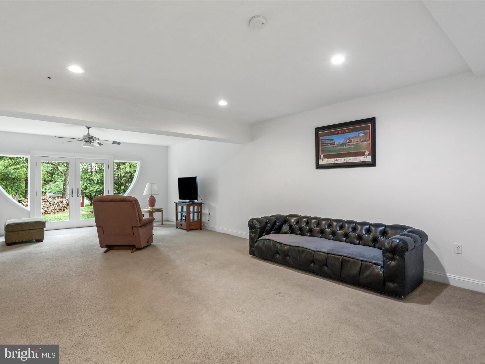 11724 MOCKINGBIRD LANE