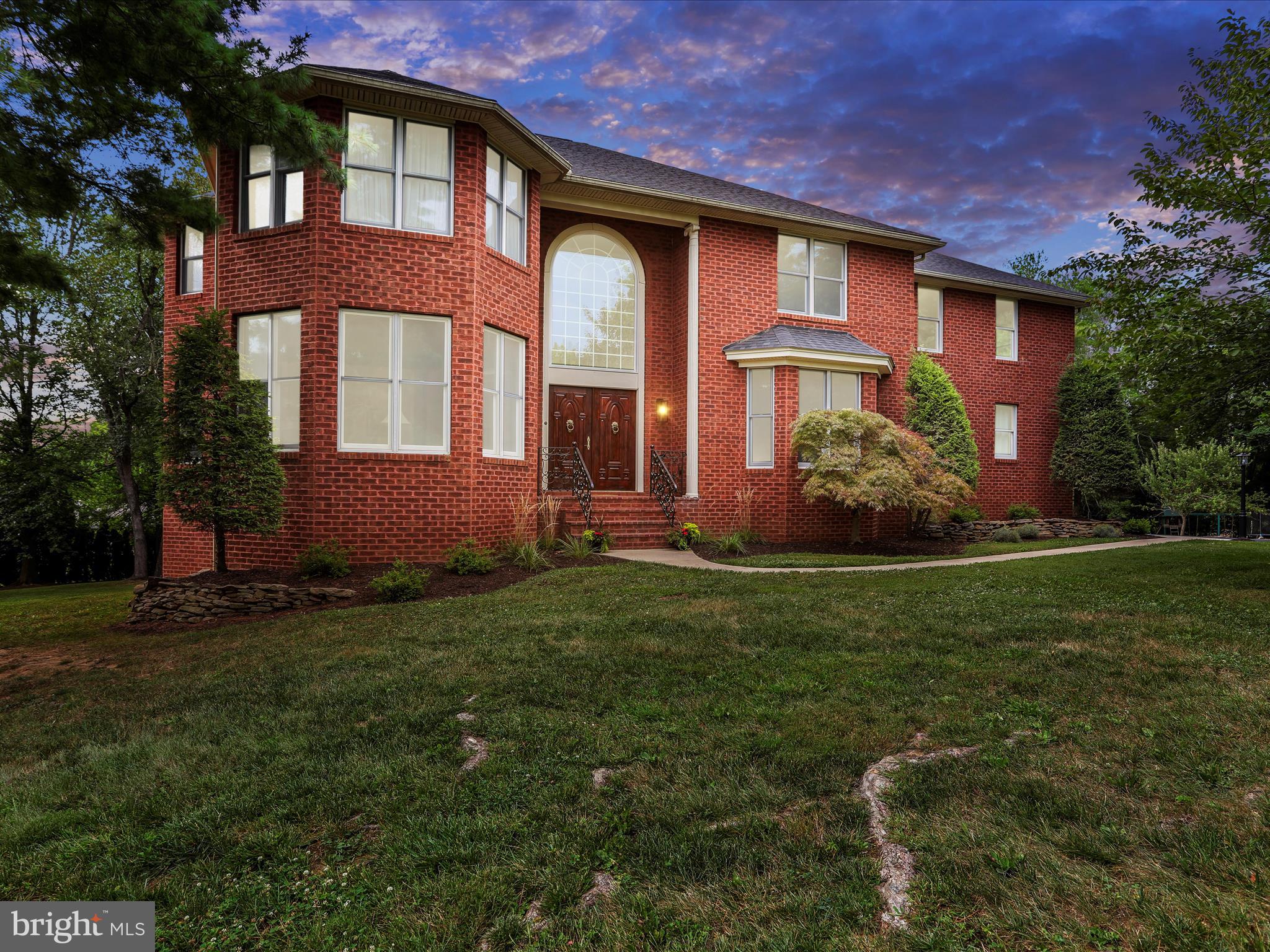 11724 MOCKINGBIRD LANE