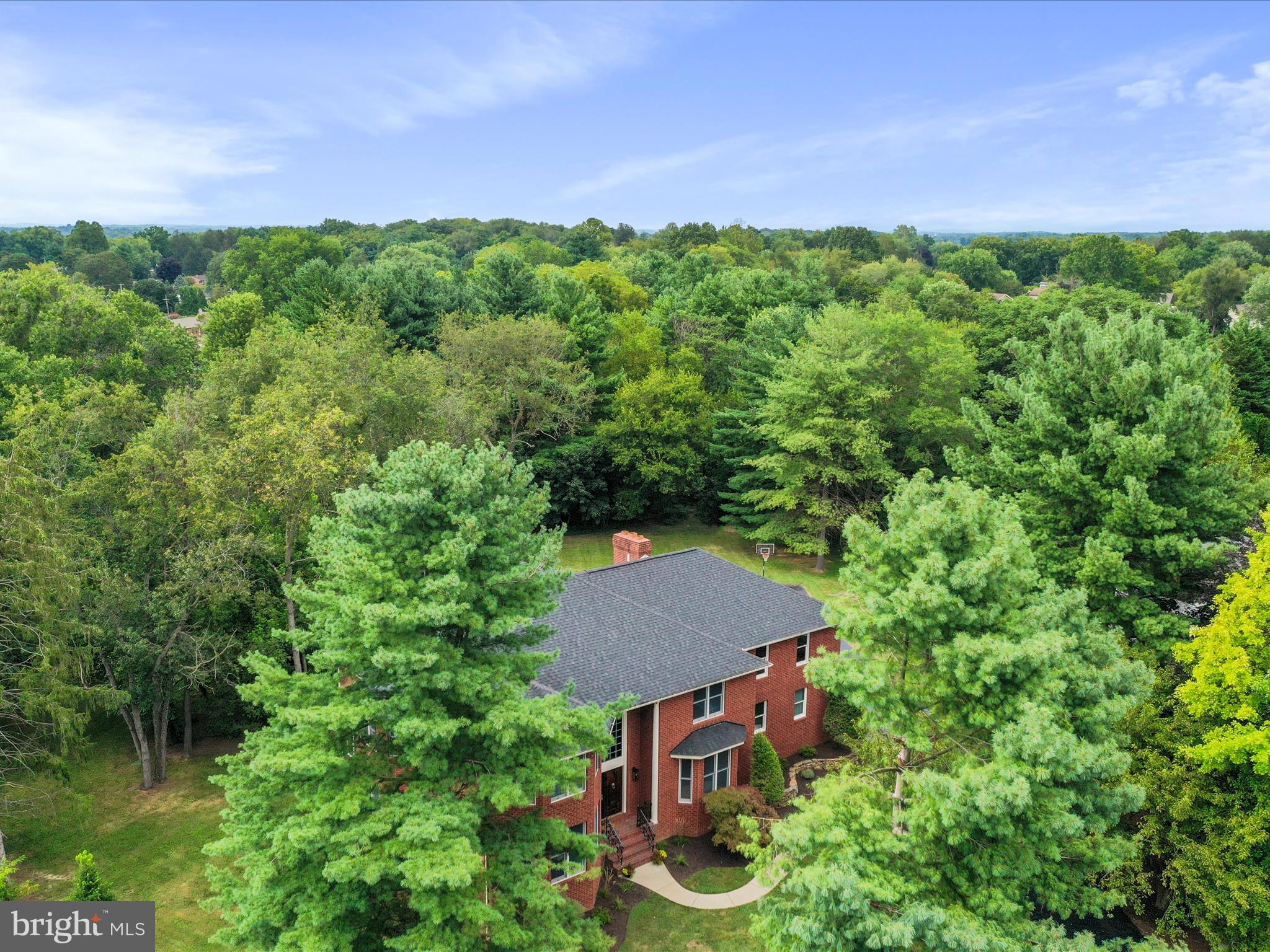 11724 MOCKINGBIRD LANE