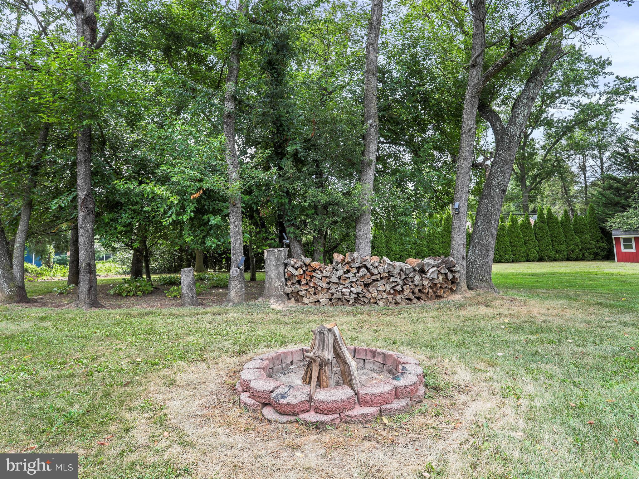 11724 MOCKINGBIRD LANE