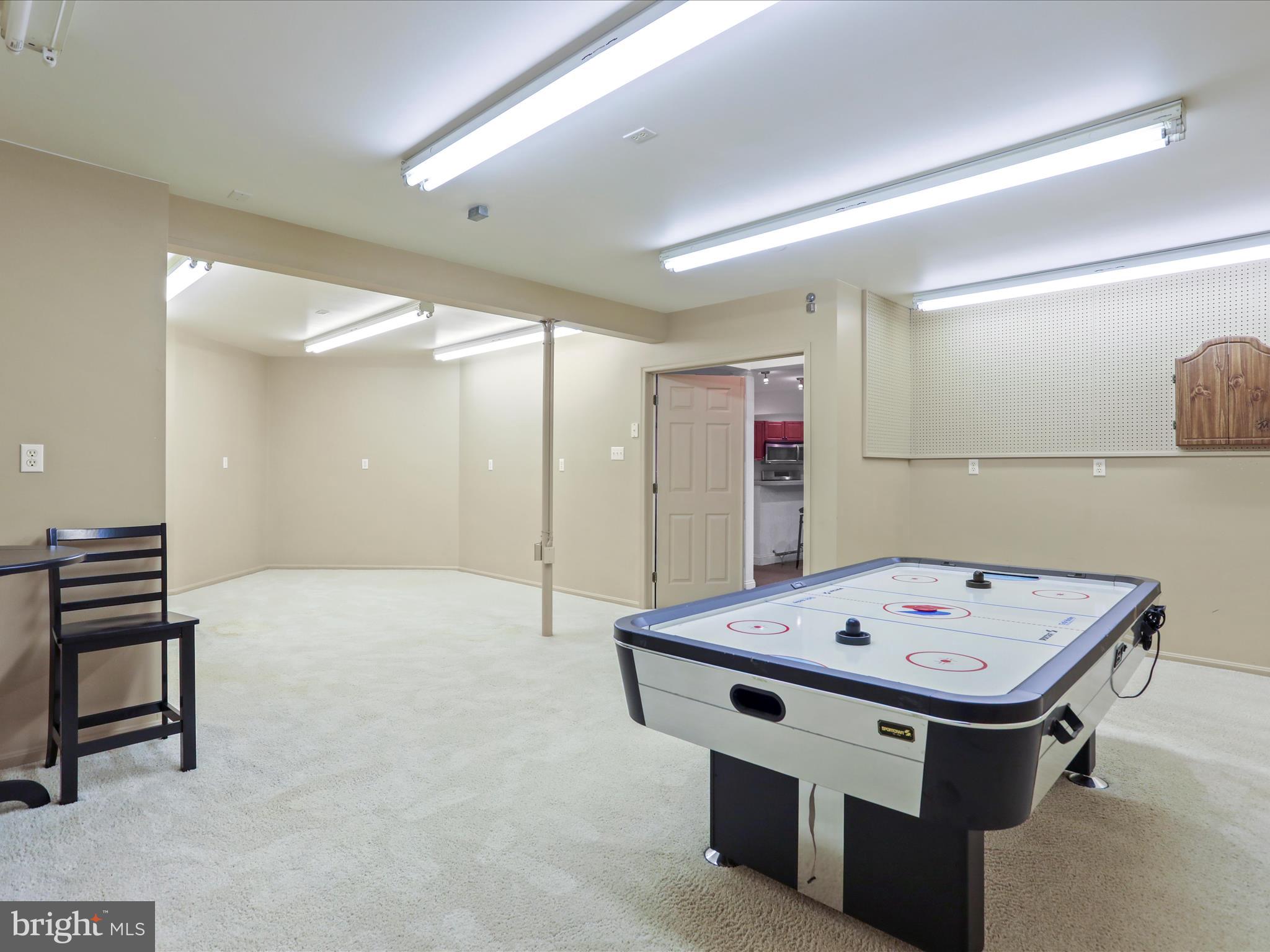 11724 MOCKINGBIRD LANE