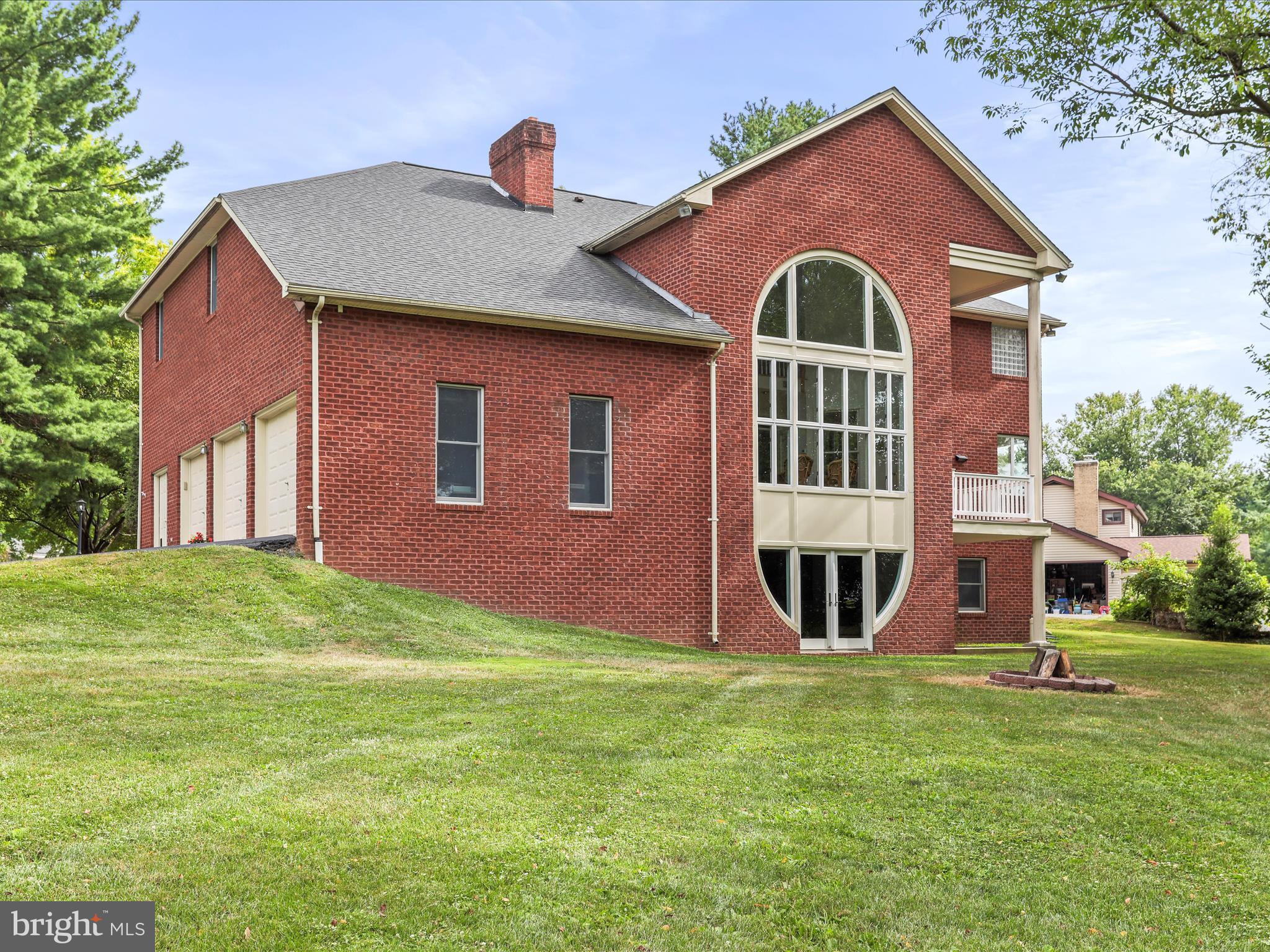 11724 MOCKINGBIRD LANE