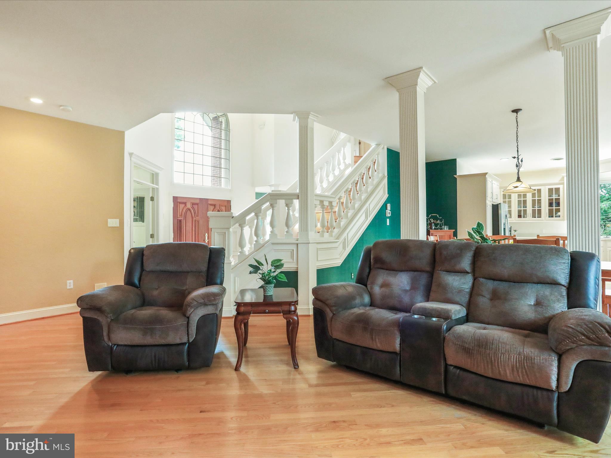 11724 MOCKINGBIRD LANE