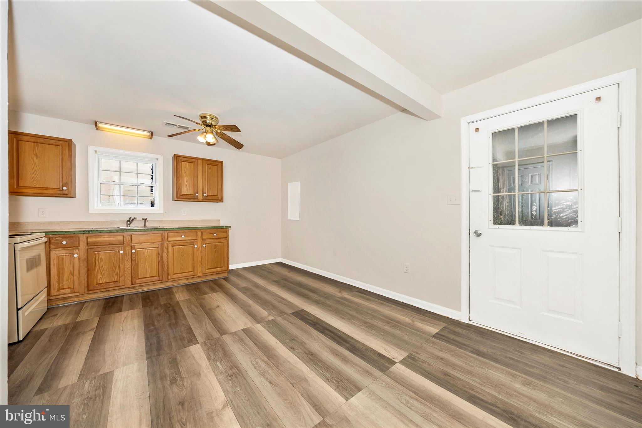 915 ROSE HILL AVENUE #A