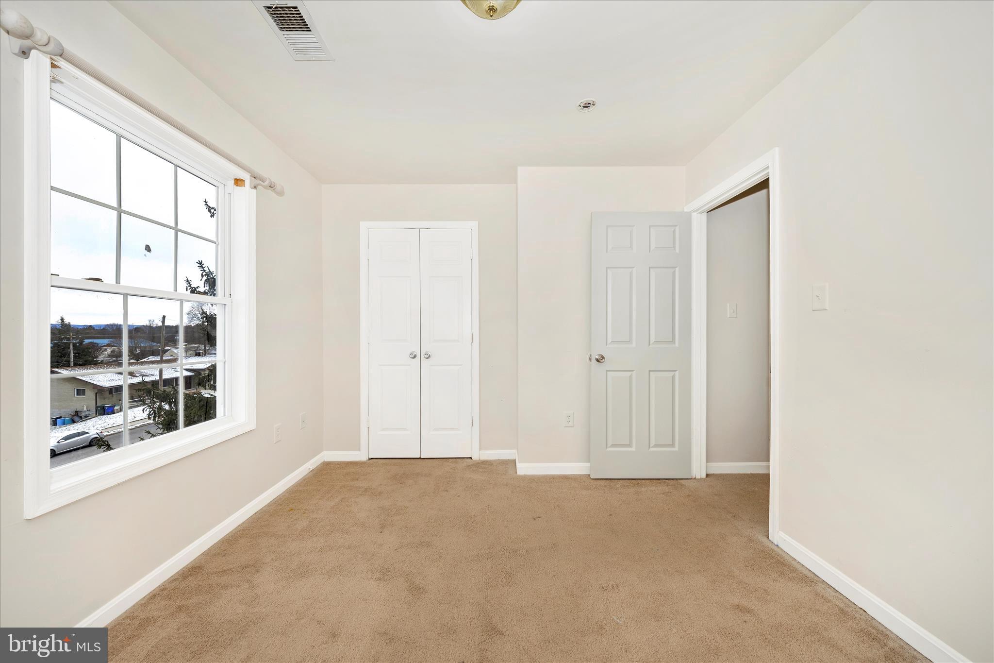 915 ROSE HILL AVENUE #A