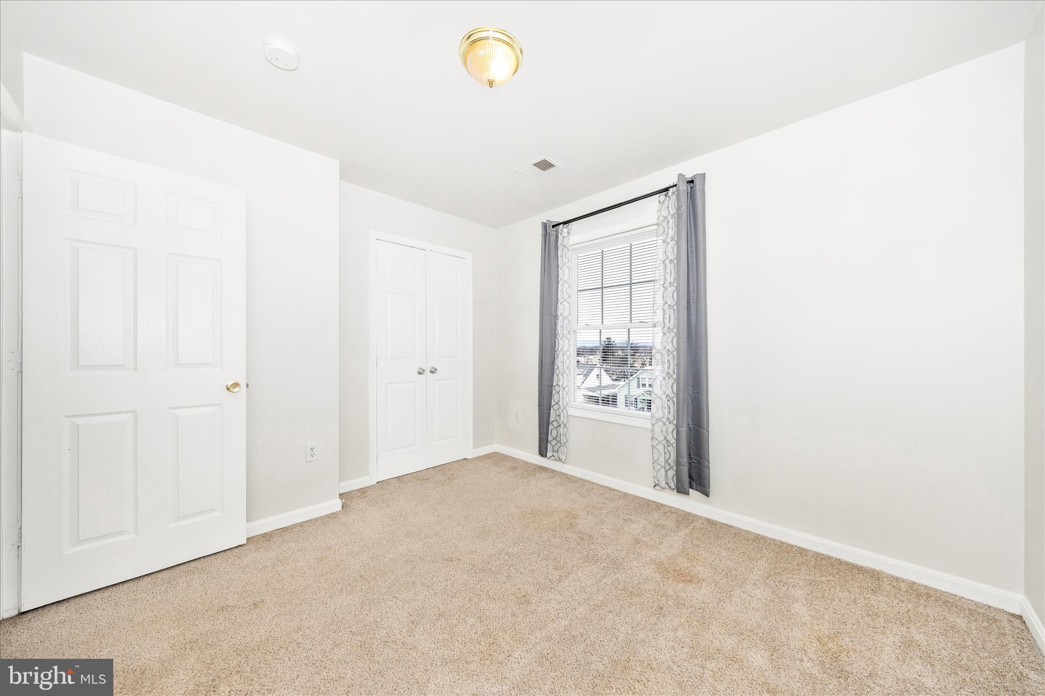 915 ROSE HILL AVENUE B