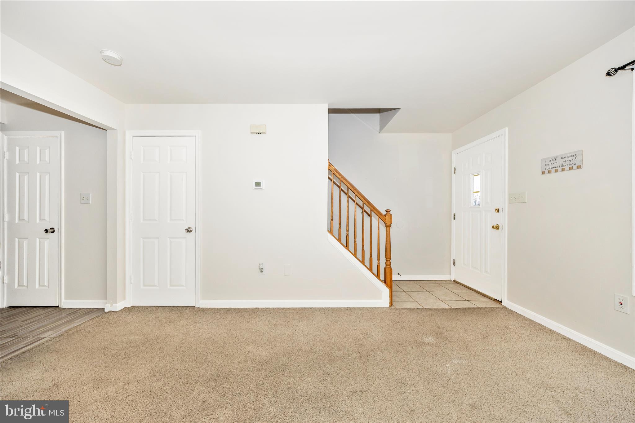 915 ROSE HILL AVENUE B