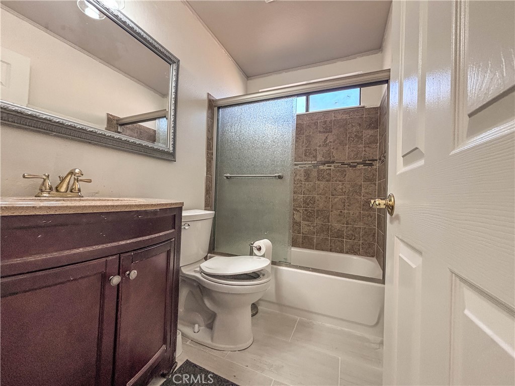 2864 Roosevelt Street