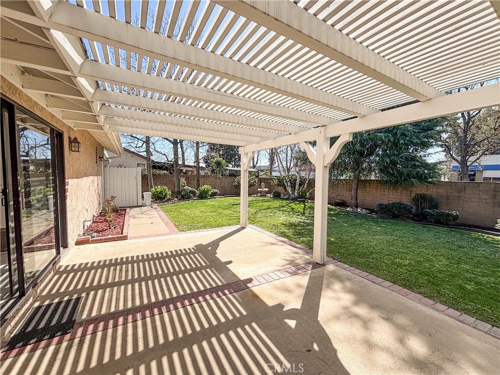 2864 Roosevelt Street