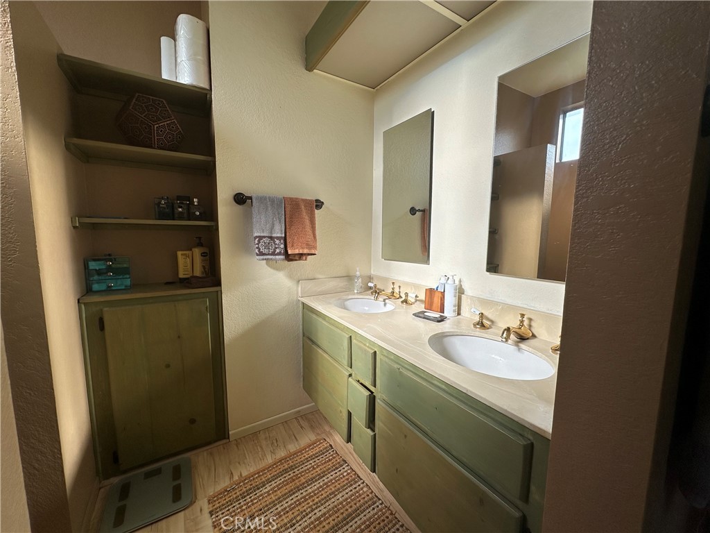 539 Wayland Court