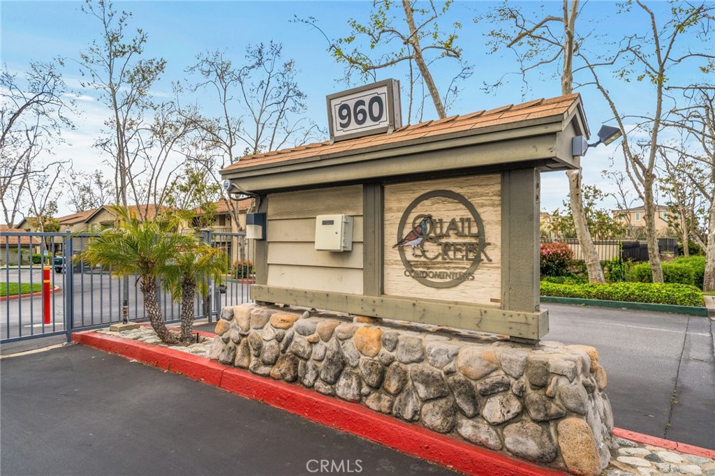 960 E Bonita Avenue 93